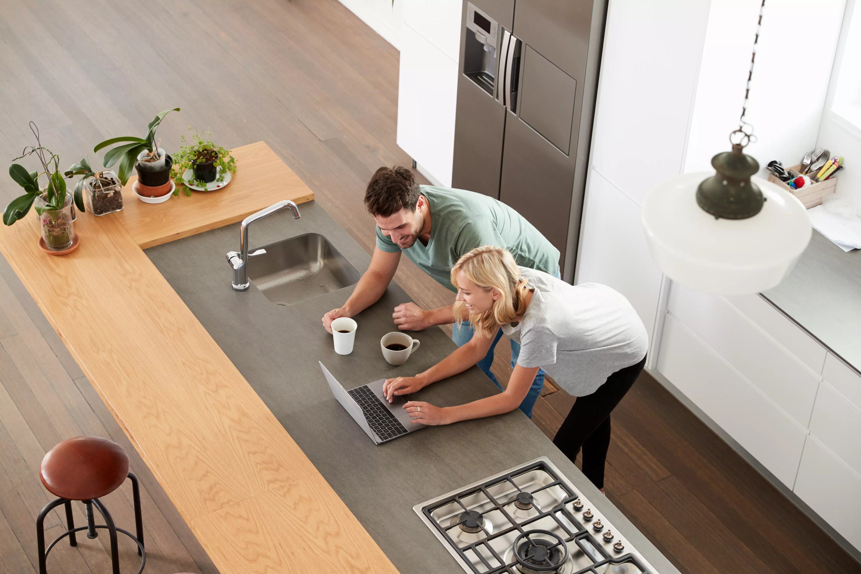 Space-Saving Tips for a Compact Kitchen